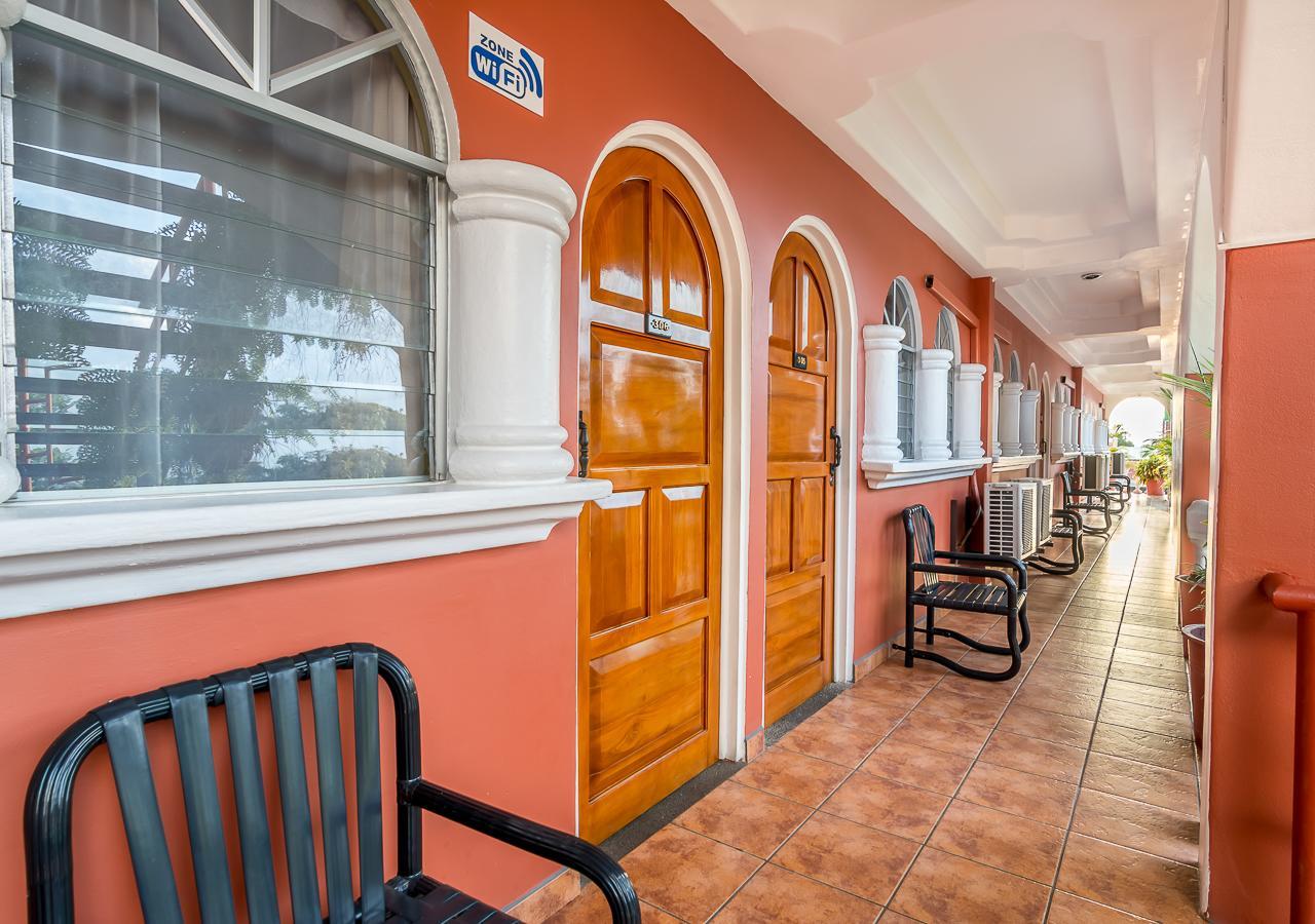 Hotel Le Priss Manuel Antonio Extérieur photo