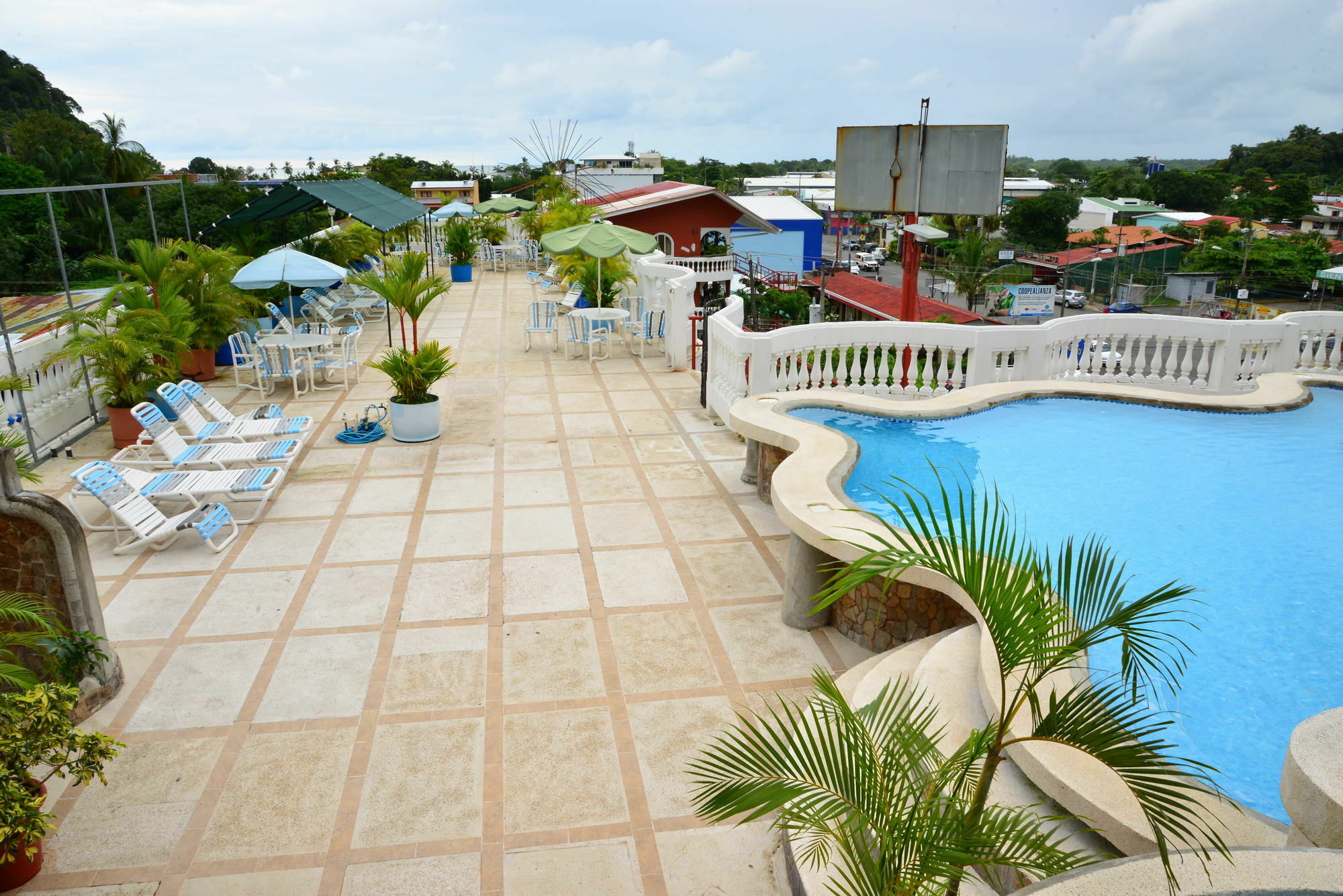 Hotel Le Priss Manuel Antonio Extérieur photo